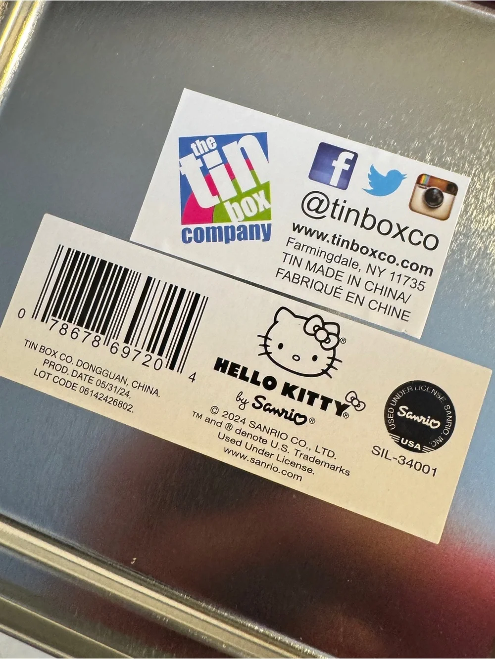 Hello Kitty Smile Sunshine Stack Store & Carry Tin Box Cube Sanrio 2024, 1 dent